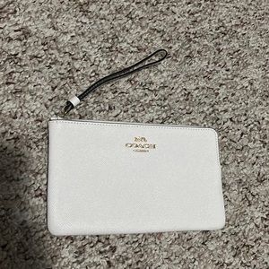 White/cream leather coach wristlet brand new with tags